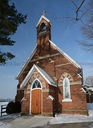 A picture of the front  facade of St. George Fairvalley Anglican Church in Oro-Medonte